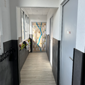 Couloir d'une école.