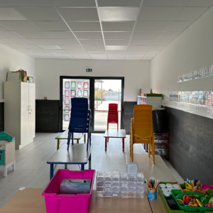 Salle de cours au rez-de-chaussée.